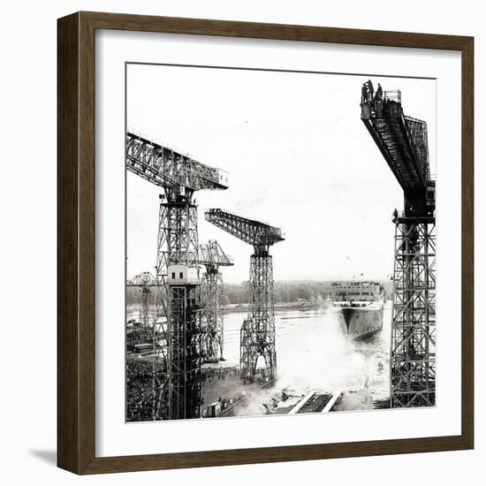 Queen Elizabeth 2 Launch on the Clyde at John Brown's, 1967-null-Framed Photographic Print