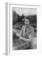 Queen Elizabeth II at Balmoral, 28th September 1952-Lisa Sheridan-Framed Photographic Print