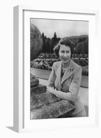 Queen Elizabeth II at Balmoral, 28th September 1952-Lisa Sheridan-Framed Photographic Print