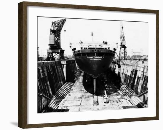 Queen Elizabeth II in Dry Dock at Southampton-null-Framed Photographic Print