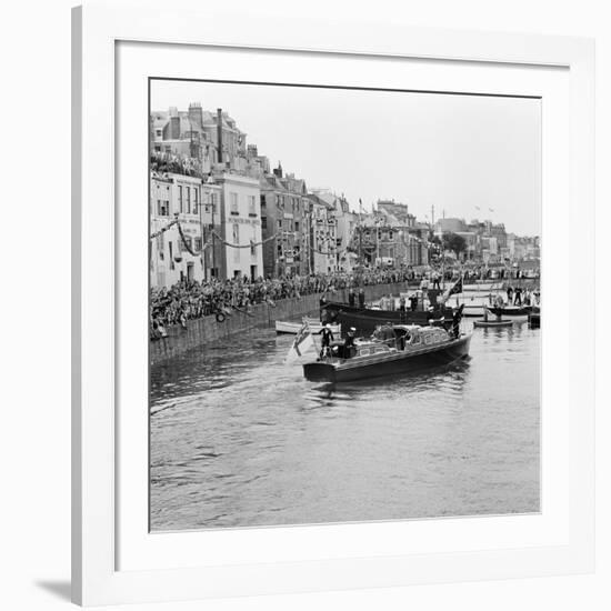 Queen Elizabeth Ii in Guernsey, 1957-Malcolm MacNeil-Framed Photographic Print