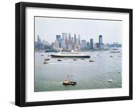 Queen Elizabeth II on the Hudson River-null-Framed Photographic Print