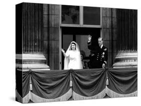 Queen Elizabeth Ii Wedding, the Couple Wave from the Balcony-Associated Newspapers-Stretched Canvas