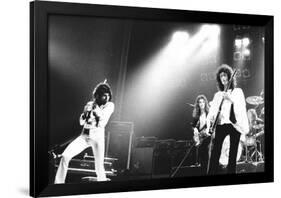 Queen – Manchester 1974-null-Framed Poster