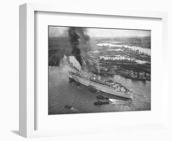 Queen Mary Docks in Southampton-null-Framed Photographic Print