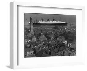 Queen Mary Ship Sailing Past Greenock in 1936-null-Framed Photographic Print