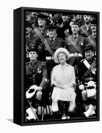 Queen Mother Sitting with Soldiers of the 1st Battalion 51st Highland Volunteers-null-Framed Stretched Canvas