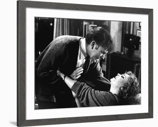 Qui a peur by Virginia Woolf ? WHO'S AFRAID OF VIRGINIA WOOLF? by MikeNichols with Richard Burton a-null-Framed Photo