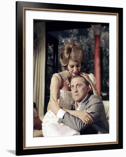 Quinze jours Ailleurs TWO WEEKS IN ANOTHER TOWN by VincenteMinnelli with Cyd Charisse, Kirk Douglas-null-Framed Photo