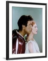 Quo Vadis ? by Mervyn Le Roy with Robert Taylor and Deborah Kerr, 1951 (photo)-null-Framed Photo