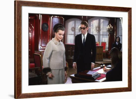 Quoi by neuf Pussycat WHAT'S NEW PUSSYCAT ?de CliveDonner with Romy Schneider and Peter O'Toole, 19-null-Framed Photo