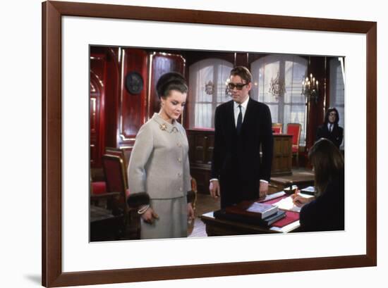 Quoi by neuf Pussycat WHAT'S NEW PUSSYCAT ?de CliveDonner with Romy Schneider and Peter O'Toole, 19-null-Framed Photo