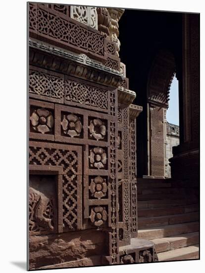 Quwwat Ul Islam Mosque, Delhi, India-Adam Woolfitt-Mounted Photographic Print