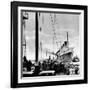 R.M.S. 'Queen Mary' Arriving at Southampton, 1936-null-Framed Photographic Print