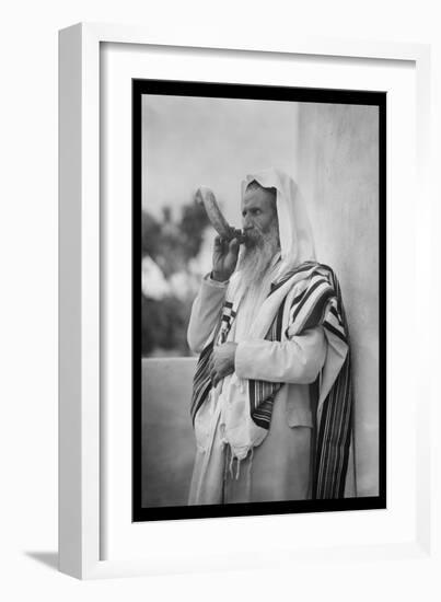 Rabbi Blowing the Shofar-null-Framed Art Print