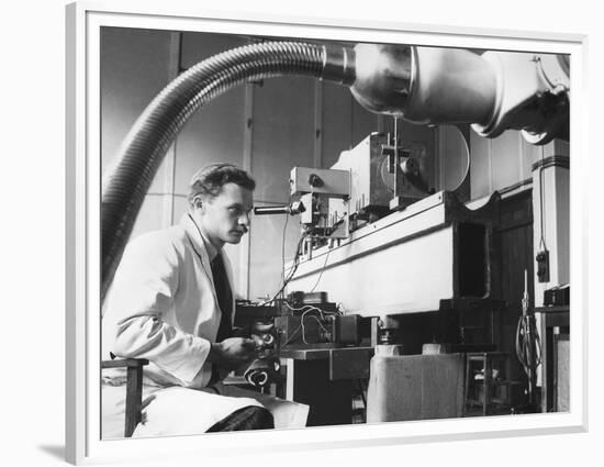 Radiation Measurements, 1948-National Physical Laboratory-Framed Premium Photographic Print