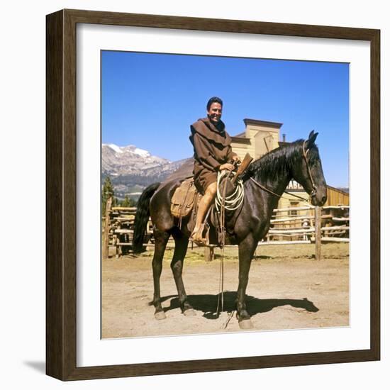 Raf Vallone-null-Framed Photo