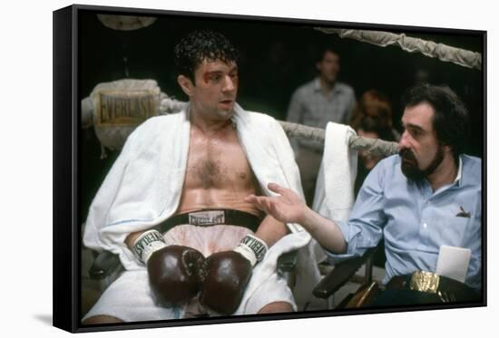 RAGING BULL, 1980 directed by MARTIN SCORSESE On the set, Martin Scorsese explains the scene to Rob-null-Framed Stretched Canvas