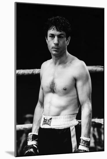 Raging Bull by Martin Scorsese with Robert by Niro, 1980 (b/w photo)-null-Mounted Photo