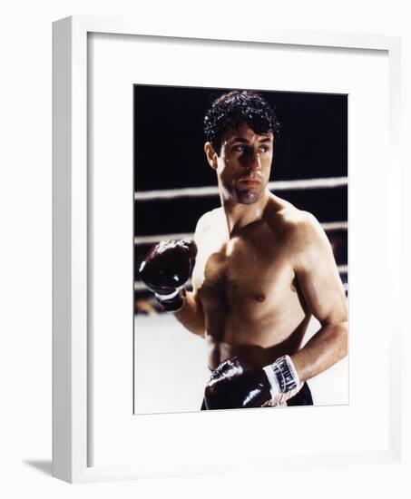 Raging Bull, Robert De Niro, Directed by Martin Scorsese, 1980-null-Framed Photo