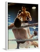 Raging Bull, Robert De Niro, Directed by Martin Scorsese, 1980-null-Framed Photo