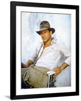 RAIDERS OF THE LOST ARK, 1981 On the set, Harrison Ford (photo)-null-Framed Photo