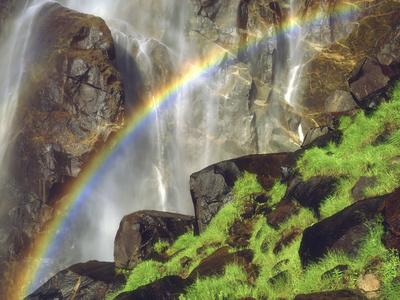 Rainbow At The Base Of Bridal Veil Falls Yosemite National Park California Usa Photographic Print Christopher Talbot Frank Allposters Com