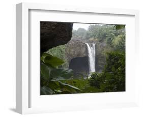 Rainbow Falls, Near Hilo, Island of Hawaii (Big Island), Hawaii, USA-Ethel Davies-Framed Photographic Print