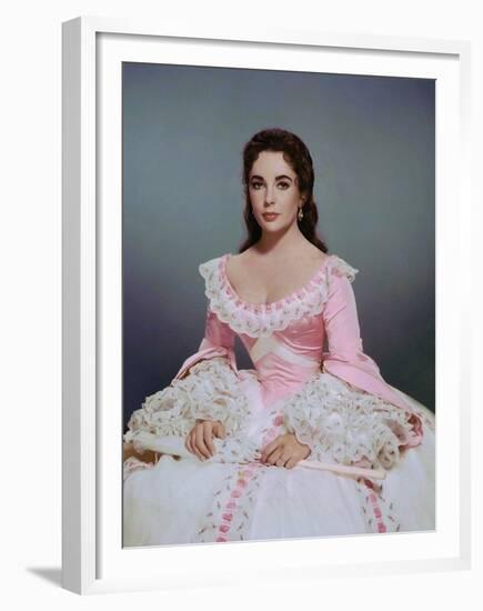 RAINTREE COUNTY, 1957 directed by EDWARD DMYTRYK Elizabeth Taylor (photo)-null-Framed Photo