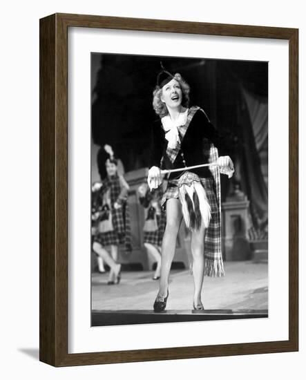 Random Harvest, Greer Garson, 1942, Kilt-null-Framed Photo