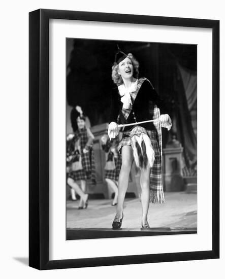 Random Harvest, Greer Garson, 1942, Kilt-null-Framed Photo