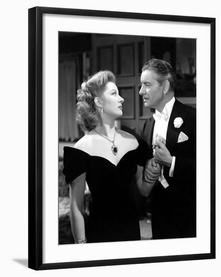 Random Harvest, Greer Garson, Ronald Colman, 1942-null-Framed Photo