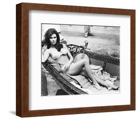 Raquel Welch-null-Framed Photo