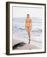 Raquel Welch-null-Framed Photo