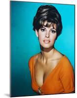 Raquel Welch-null-Mounted Photo