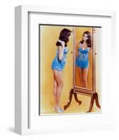 Raquel Welch-null-Framed Photo