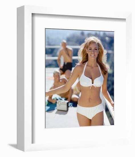 Raquel Welch-null-Framed Photo