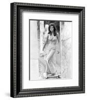 Raquel Welch-null-Framed Photo