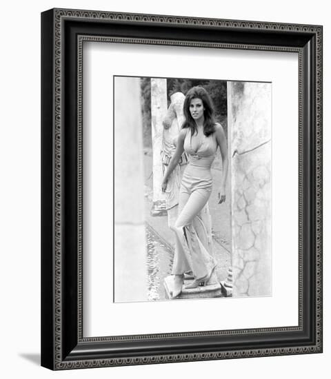 Raquel Welch-null-Framed Photo