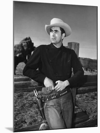 Rawhide, Tyrone Power, 1951-null-Mounted Photo