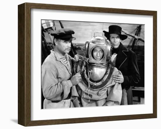 Reap The Wild Wind, Victor Varconi, John Wayne, Raymond Massey, 1942-null-Framed Photo