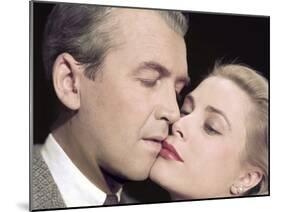 REAR WINDOW, 1954 directed by ALFRED HITCHCOCK James Stewart and Grace Kelly (photo)-null-Mounted Photo