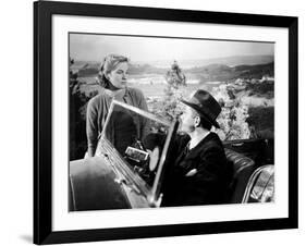 REBECCA, 1940 directed by ALFRED HITCHCOCK Joan Fontaine (b/w photo)-null-Framed Photo