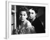 REBECCA, 1940 directed by ALFRED HITCHCOCK Joan Fontaine / Judith Anderson (d'apres Daphne du Mauri-null-Framed Photo