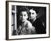 REBECCA, 1940 directed by ALFRED HITCHCOCK Joan Fontaine / Judith Anderson (d'apres Daphne du Mauri-null-Framed Photo