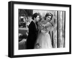 Rebecca d'Alfred Hitchcock with Judith Anderson and Joan Fontaine, 1940 (d'apres Daphne du Maurier)-null-Framed Photo