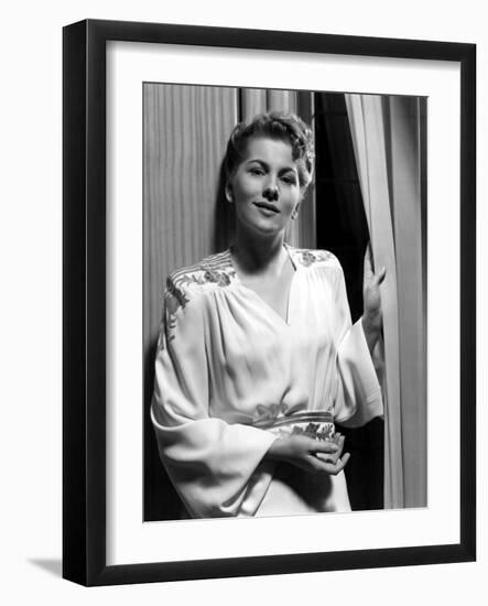 Rebecca, Joan Fontaine, 1940-null-Framed Photo