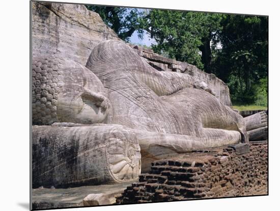 Reclining Buddha Statue, Buddha Entering Nirvana, Polonnaruwa, Sri Lanka-J P De Manne-Mounted Photographic Print