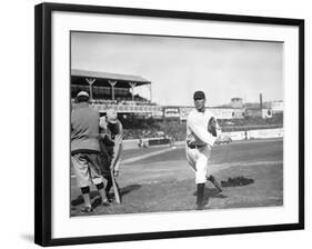 Red Ames, NY Giants, Baseball Photo - New York, NY-Lantern Press-Framed Art Print