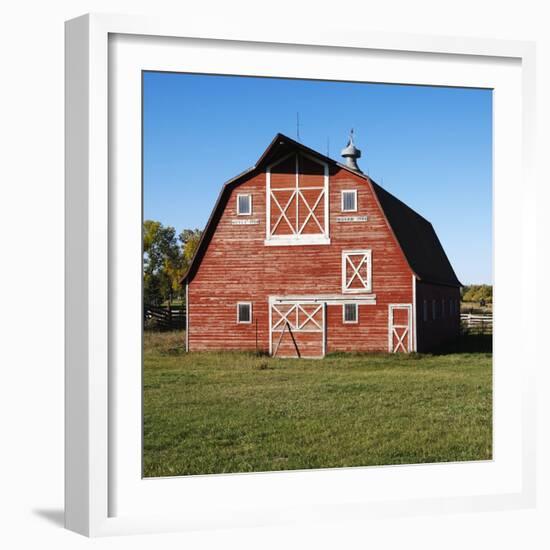 Red Barn-Ron Chapple-Framed Photographic Print